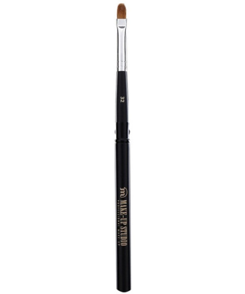 No.32 LIP BRUSH MEDIUM WITH CASE