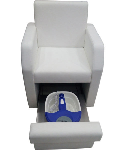 ΠΟΛΥΘΡΟΝΑ ΠΕΝΤΙΚΙΟΥΡ